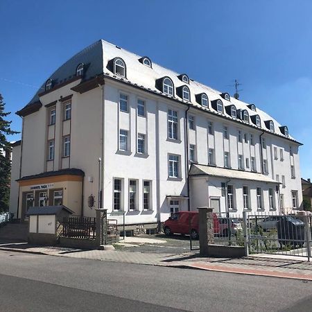 Grandhotel Novy Bor Exterior photo
