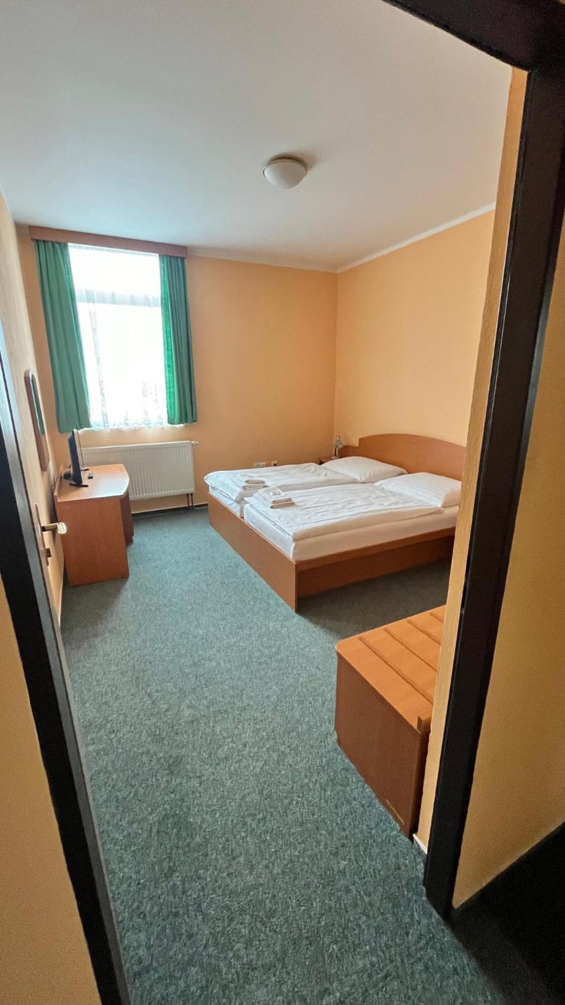 Grandhotel Novy Bor Exterior photo