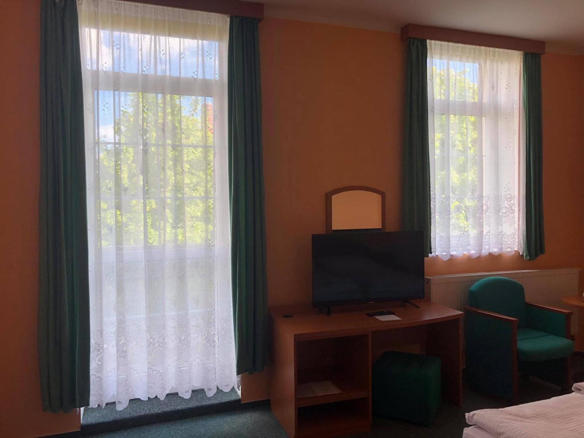 Grandhotel Novy Bor Exterior photo